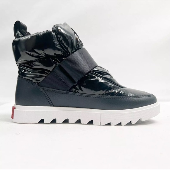 SOREL JOAN OF ARCTIC NEXT LITE STRAP PUFFY BOOT BLACK SHINY Style #1916391 Sz 10 - Picture 1 of 9